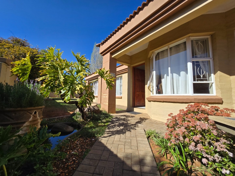 To Let 3 Bedroom Property for Rent in Langenhovenpark Free State
